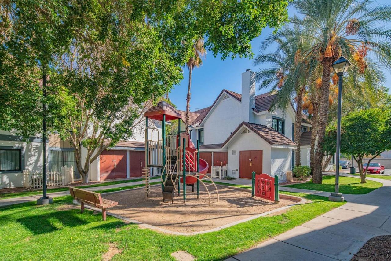 Metro Phx Downstairs Studio Sleeps 4 Ada Accessible 凤凰城 外观 照片