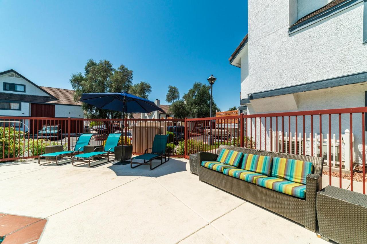 Metro Phx Downstairs Studio Sleeps 4 Ada Accessible 凤凰城 外观 照片