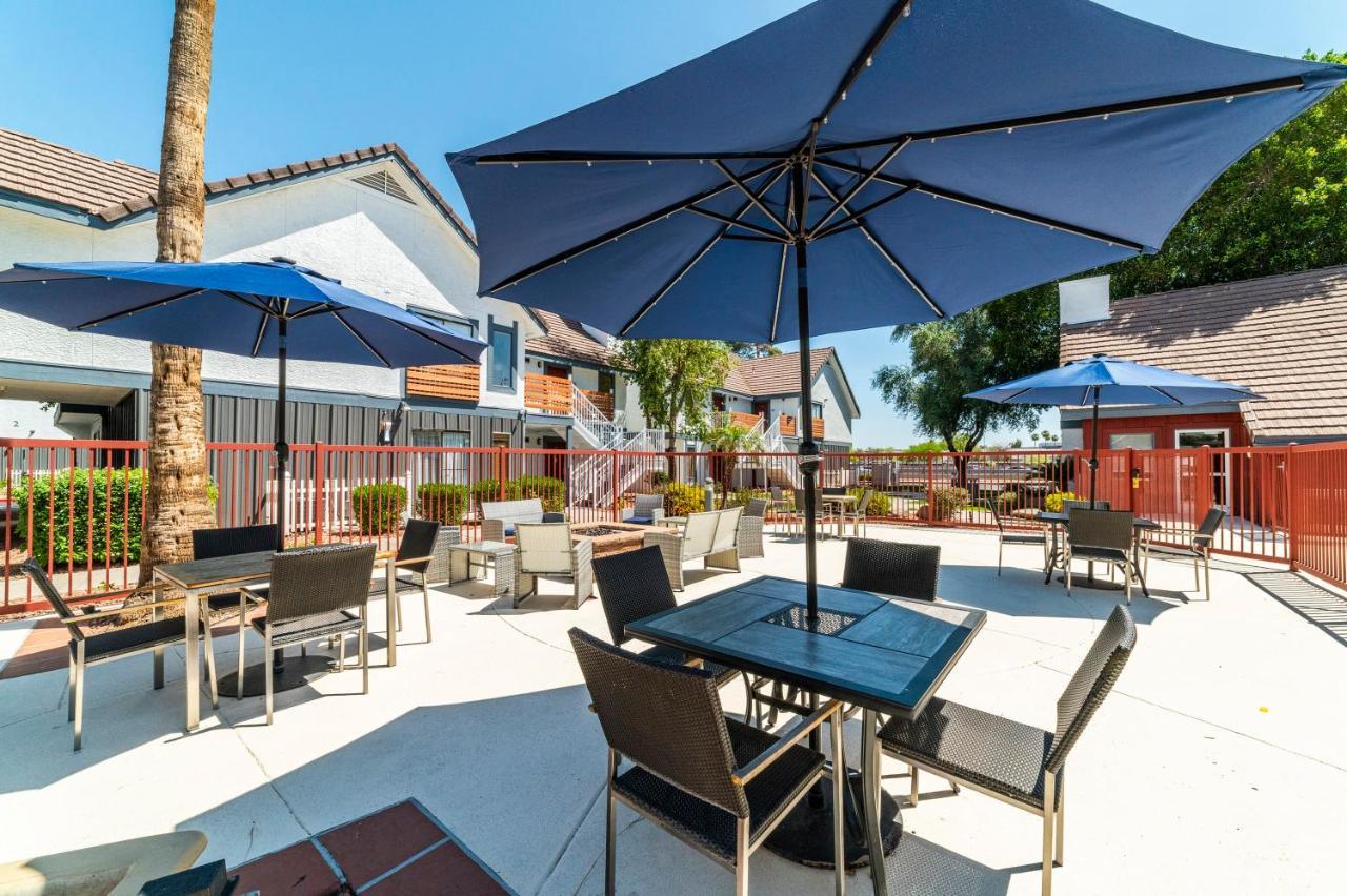Metro Phx Downstairs Studio Sleeps 4 Ada Accessible 凤凰城 外观 照片