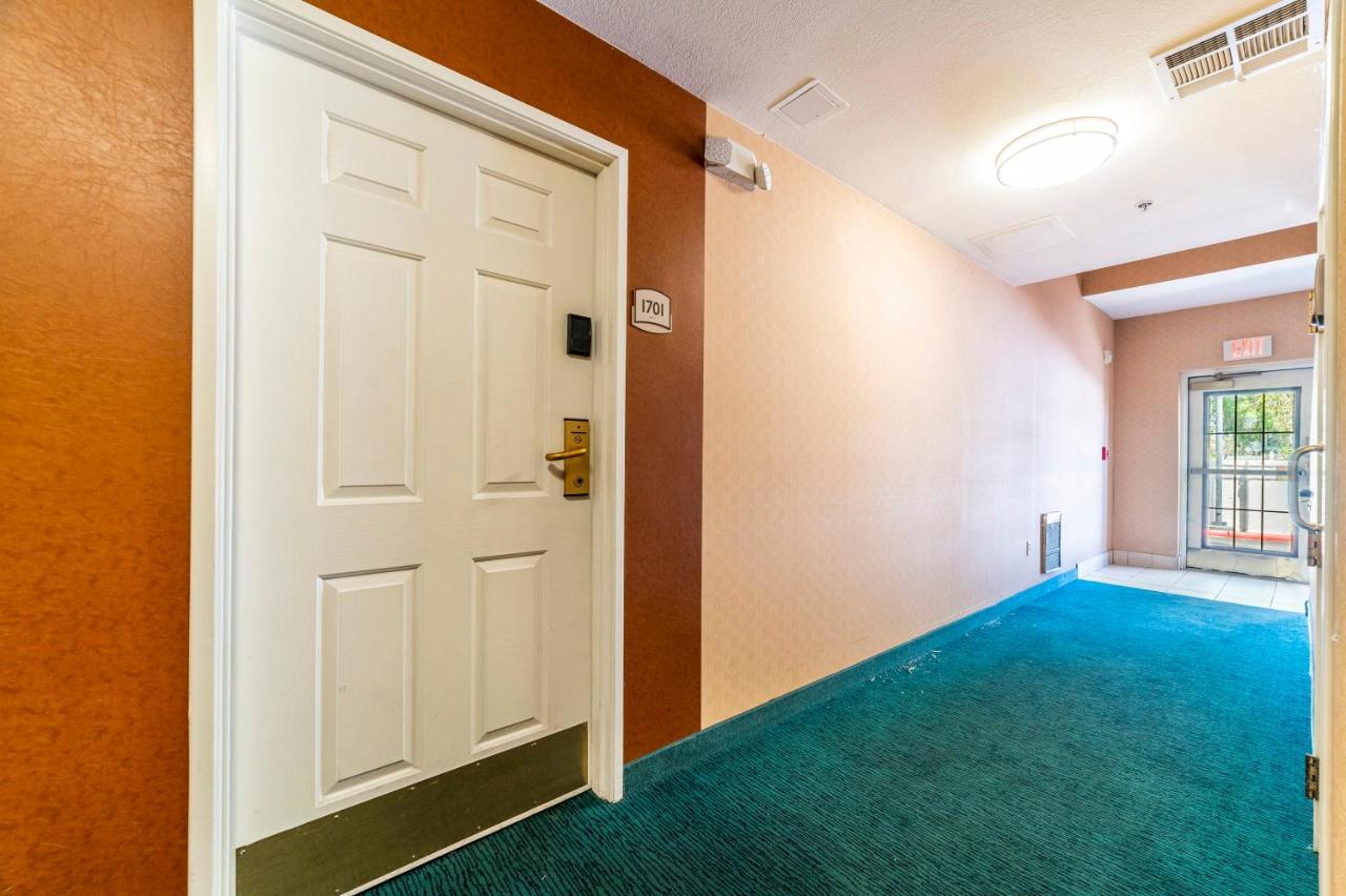 Metro Phx Downstairs Studio Sleeps 4 Ada Accessible 凤凰城 外观 照片